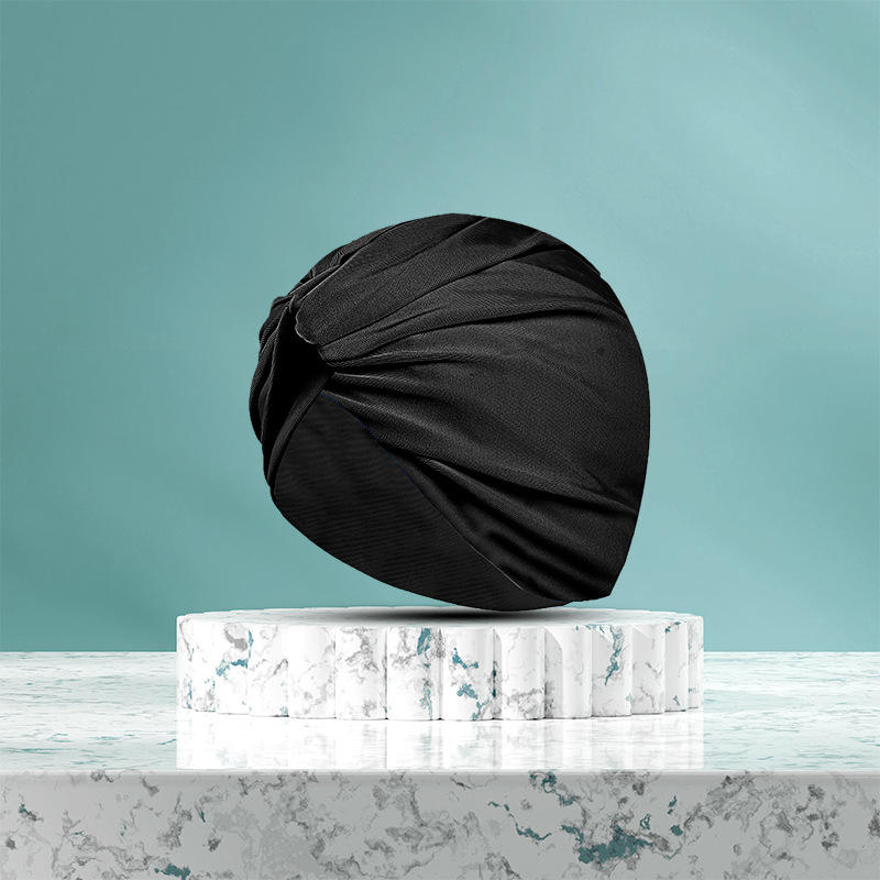 Noir (chapeau torsadé)