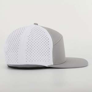 Gorra Snapback Unisex Deportiva de Hip Hop con 6 Paneles Planos, Logotipo de PVC Cortado con Láser y Perforaciones, de Alta Calidad, Personalizada por Meidiney, Fábrica con Certificación BSCI - Product Image 4