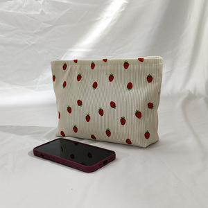 Pochette de maquillage haut de gamme en velours côtelé avec motif fruitier et détails de couture, organiseur cosmétique grande capacité, étui à lèvres - Product Image 5