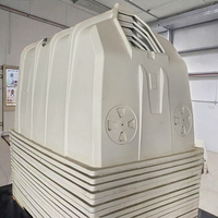 Nouvelle niche extérieure pour veau avec clôture / Abri pour bétail / Maison en plastique agricole 100 % PE, garantie 1 an