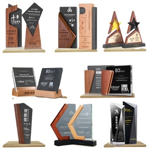 Base de <span class=keywords><strong>Madera</strong></span> de Nogal Negro para <span class=keywords><strong>Trofeos</strong></span>, como Regalo de Graduación o Recuerdo de Lujo - Product Image 2