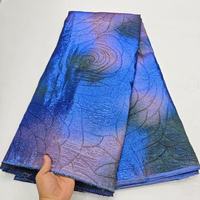 Dernier tissu en dentelle jacquard brodé coloré à prix réduit