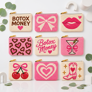 Collection de pochettes fantaisie roses perlées avec motifs Botox, Money Lips, Cherry, Cowboy Boot, Heart et Bow, et porte-monnaie en perles de rocaille - Product Image 1