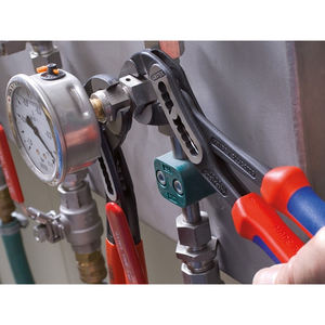ชุดคีมปั๊มน้ำจระเข้ knipex สำหรับท่อและถั่ว180-250-300mm - Product Image 2