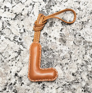 Ciondolo per Borsa <span class=keywords><strong>in</strong></span> Pelle di Pecora Zenos Marrone Chiaro con 26 Lettere Maiuscole, Pendente con Iniziale per Donne, Accessorio per Auto - Product Image 3