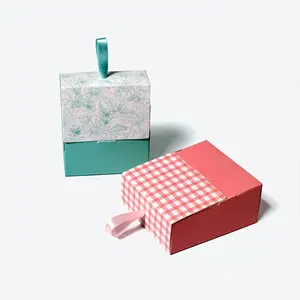 Design personalizzato e logo scatole di caramelle di nozze imballaggio di caramelle per scatola regalo di carta alimentare scatole di carta per caramelle