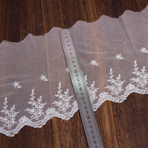 18cm di larghezza fabbrica diretta <span class=keywords><strong>Tulle</strong></span> di pizzo <span class=keywords><strong>bianco</strong></span> <span class=keywords><strong>ricamato</strong></span> rifinitura per accessori di abbigliamento gonne da te bordo tenda e decorazione in tessuto - Product Image 2
