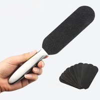 Pédicure Soins des pieds Manche en métal Pied et grossier de limes fines et de recharge Grit Sanding Grit Cloth Râpe
