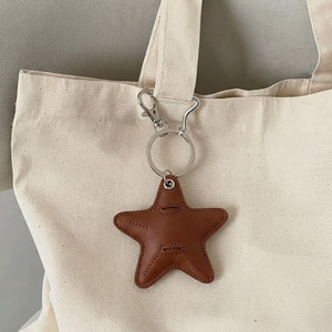 Llavero Colgante de PU con Diseño de Estrella de Dibujos Animados, Brillante y Ligero, Bonito Adorno para Bolso de Mano, Moderno para Mujer - Product Image 5