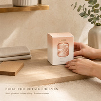 Boîte à bougies personnalisée imprimée pour bougies en verre de 150g à 220g en cire de soja avec logo en relief et pelliculage mat – Vente en gros