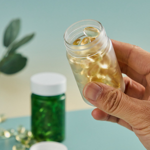Bouteille de compléments alimentaires à l'huile de poisson en plastique PET vert transparent givré recyclé de 60 <span class=keywords><strong>CC</strong></span> 2 OZ, 60 ml, finition mate, bouteille écologique - Product Image 2