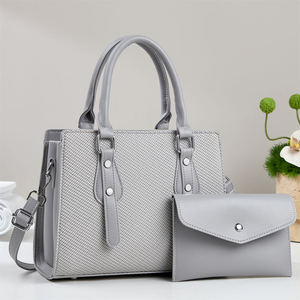 กระเป๋าสะพายไหล่ผู้หญิงหนัง PU คุณภาพสูงรุ่นใหม่ล่าสุด แฟชั่นทันสมัย กระเป๋าถือหรูหราสำหรับผู้หญิง - Product Image 4