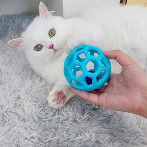 Vendita calda TPR Multi-colore campanelli cavi per animali domestici per la pulizia <span class=keywords><strong>dei</strong></span> denti molari giocattolo resistente ai morsi con il <span class=keywords><strong>gioco</strong></span> di addestramento del cucciolo di campana - Product Image 3