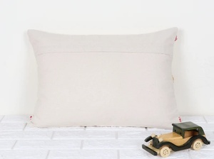 Funda de Cojín Moderna Bordada a Mano con Flecos en Color Marfil y Amarillo, 100% Algodón, Decoración Suave para el Hogar, Precio al por Mayor - Product Image 4