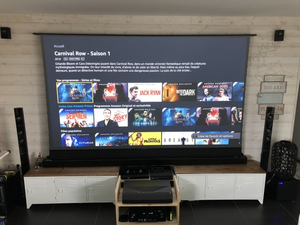 Écran de projection ALR motorisé portable 4K de 92 pouces 16:9 pour home cinéma, nouvelle génération, à déroulement vertical - Product Image 3