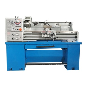 Máquina de torno manual de banco pequeño C0636D fabricada en China para <span class=keywords><strong>herramientas</strong></span> de trabajo de torneado de metal - Product Image 1
