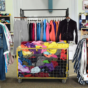 เสื้อผ้ากีฬาขายส่งสำหรับผู้หญิง เสื้อผ้าคอสูงสำหรับฤดูหนาว เสื้อผ้า<span class=keywords><strong>มือ</strong></span><span class=keywords><strong>สอง</strong></span>แบบมัดรวม เสื้อผ้า<span class=keywords><strong>มือ</strong></span><span class=keywords><strong>สอง</strong></span>จากจีน สภาพดี ราคาถูก - Product Image 3