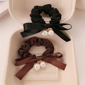 Diadema Elegante con Lazo de Satén para Mujer, Banda Elástica para el Cabello con Decoración de Perlas - Product Image 2