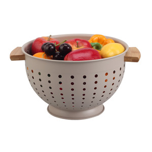 Panier égouttoir en métal thermolaqué avec poignées en bois et base sur pied pour fruits et légumes, vente en gros usine - Product Image 6