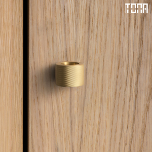 Manija de Puerta de Latón Minimalista Contemporánea, Herrajes para Ventanas Resistentes, Acabado Cepillado, Lujo para Interiores de Villas, Latón Sólido para Cajones de Cocina - Product Image 5