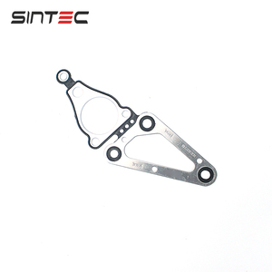 Guarnizione Coperchio Distribuzione Motore Auto BK3Q 6C073 BA 1754585 1721697 BK3Q 6C073 AB Ricambi per <span class=keywords><strong>Ford</strong></span> <span class=keywords><strong>Transit</strong></span> <span class=keywords><strong>2006</strong></span>-<span class=keywords><strong>2014</strong></span> - Product Image 5