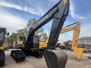 Excavateur Volvo EC210 d'occasion VOLVO EC210 240 460 Volvo Penta Moteur et pompe Composants du noyau inclus - Product Image 6