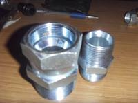 Adaptateur hydraulique haute pression en acier au carbone zingué, raccord mâle multi-standards