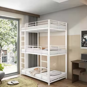 Lits superposés en métal pour la maison, fabriqués en Chine, très demandés, lits triples en métal avec barrières <span class=keywords><strong>de</strong></span> sécurité pour chambres d'adultes - Product Image 1