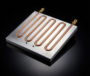 לוחות קירור נוזלי בהתאמה אישית של BERGEK, צינורות אלומיניום ונחושת, אפשרויות נירוסטה, פתרונות קירור מים בצפיפות הספק גבוהה - Product Image 1