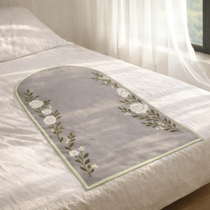 Tapis <span class=keywords><strong>de</strong></span> <span class=keywords><strong>prière</strong></span> personnalisé <span class=keywords><strong>de</strong></span> qualité supérieure, exclusif en ligne, en laine/soie, lavable, rembourré, avec broderie artisanale, dos antidérapant - Product Image 3