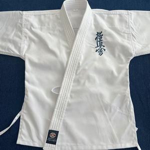 Professionnel <span class=keywords><strong>Kyokushinkai</strong></span> Dobok <span class=keywords><strong>Kimono</strong></span> Gi 100% Coton Toile Karaté Uniforme Unisexe Shorts Martiaux pour Adultes pour BJJ MMA Boxe - Product Image 4
