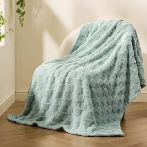 Manta de Lana a Cuadros 3D en Verde Salvia, Tejida en Poliéster, Suave y Acogedora, para Sofá, Cama, Venta al Por Mayor del Fabricante - Product Image 1