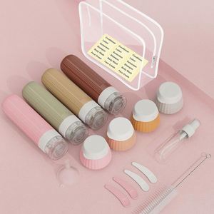 Bouteilles de voyage en silicone portables, anti-fuite, rechargeables, approuvées par la TSA, pour le camping, la gym, les cosmétiques et le shampoing - Product Image 1