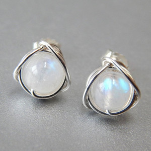 Orecchini a Perno con Effetto Pietra Iridescente per Donne, Gioielli per Orecchie Dolci e Alla Moda - Product Image 3