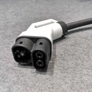 IEC 62196 80A 125A 200A DC Fast CCS Type 2 CCS 2 charging plug connector for electric vehicle