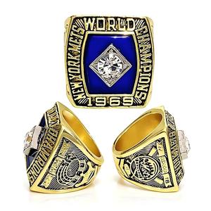 Anillo <span class=keywords><strong>de</strong></span> aleación del campeón del Metropolitan <span class=keywords><strong>de</strong></span> <span class=keywords><strong>Nueva</strong></span> <span class=keywords><strong>York</strong></span> <span class=keywords><strong>de</strong></span> 1969, anillo sencillo <span class=keywords><strong>de</strong></span> moda europea y americana, recuerdo para fans. - Product Image 1