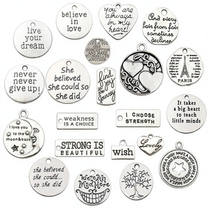Colgantes de metal de aleación con letras inspiradoras grabadas en plata antigua para accesorios de fabricación de joyería DIY. - Product Image 3