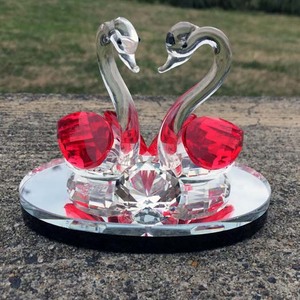 Ornements <span class=keywords><strong>de</strong></span> cygne en cristal <span class=keywords><strong>de</strong></span> <span class=keywords><strong>mariage</strong></span> bon marché pour les <span class=keywords><strong>invités</strong></span> <span class=keywords><strong>de</strong></span> souvenir <span class=keywords><strong>de</strong></span> <span class=keywords><strong>mariage</strong></span> - Product Image 3