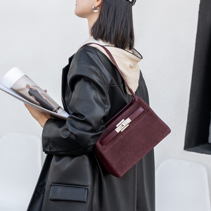 网上购物批发产品皮革肩部对角线磨砂皮革女包麂皮女包奢华 - Product Image 4