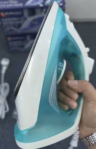 Plancha Hoffmans Nuevo Modelo con Tanque de Agua Grande de 450ml, Placa de Cerámica de 1200W, Autolimpieza y Antiincrustaciones, la Más Vendida en África - Product Image 2