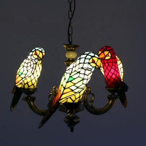 Lámparas Colgantes LongHuiJing con Forma de Loro, 3 Cabezas, Multicolor, Iluminación Colgante Tipo Domo, Estilo Tiffany Rústico, Vidrio Emplomado - Product Image 4