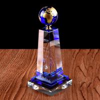 Vente en gros Nouveau design K9 verre de cristal vierge carte du monde globe trophée personnalisé bleu boule globe cristal trophée
