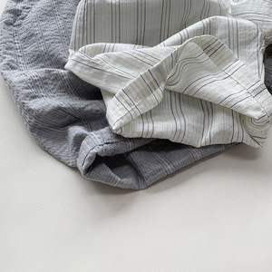 Pantalon court à rayures verticales légères pour enfants pour garçons et filles en été Nouveau pantalon décontracté coréen japonais. - Product Image 2