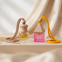 Flacon diffuseur de parfum carré en verre transparent vide de 8 ml avec bouchon en bois, pendentif diffuseur de parfum à suspendre, vente en gros, plusieurs couleurs