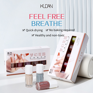 Juego de Esmaltes de <span class=keywords><strong>Uñas</strong></span> KUDAN OEM de Alta Calidad, Esmalte de <span class=keywords><strong>Uñas</strong></span> Desprendible en 5 Colores, Profesional, <span class=keywords><strong>Halal</strong></span> - Product Image 5