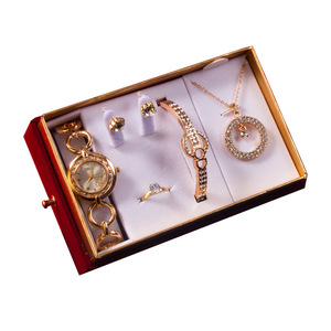 Promotionnel vacances fête <span class=keywords><strong>des</strong></span> mères <span class=keywords><strong>cadeau</strong></span> ensemble montre <span class=keywords><strong>Bracelet</strong></span> collier boucles d'oreilles anneau acrylique luxe boîte-<span class=keywords><strong>cadeau</strong></span> pour les femmes bijoux <span class=keywords><strong>cadeau</strong></span> - Product Image 2