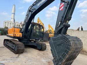 Excavadora Hyundai 225lc-9 Usada, Modelo 2019, Motor HM 5.9, Cucharón de 1.2m, Potencia de 112kw, 22 Toneladas, Motor Cummins, Bomba de Caja de Cambios - Product Image 2