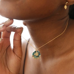 Edelstahl Neue Handbemalte Tropföl-Kaninchen-Motiv Haustier Oval <span class=keywords><strong>Tarot</strong></span>-Halskette Farberhaltung Galvanisiert 18K Gold - Product Image 5
