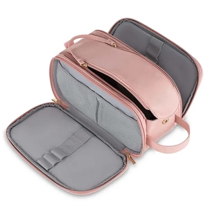 Neceser de Viaje Unisex Resistente al Agua, Organizador de Artículos de Aseo con Cierre de Cremallera, Bolsa de Cosméticos de Cuero PU para Hombres y Mujeres - Product Image 6