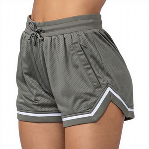 Shorts en maille taille mi-haute pour hommes, gris uni, respirants, taille élastique, sportifs, poches avant, séchage rapide, tissu tissé écologique - Product Image 1